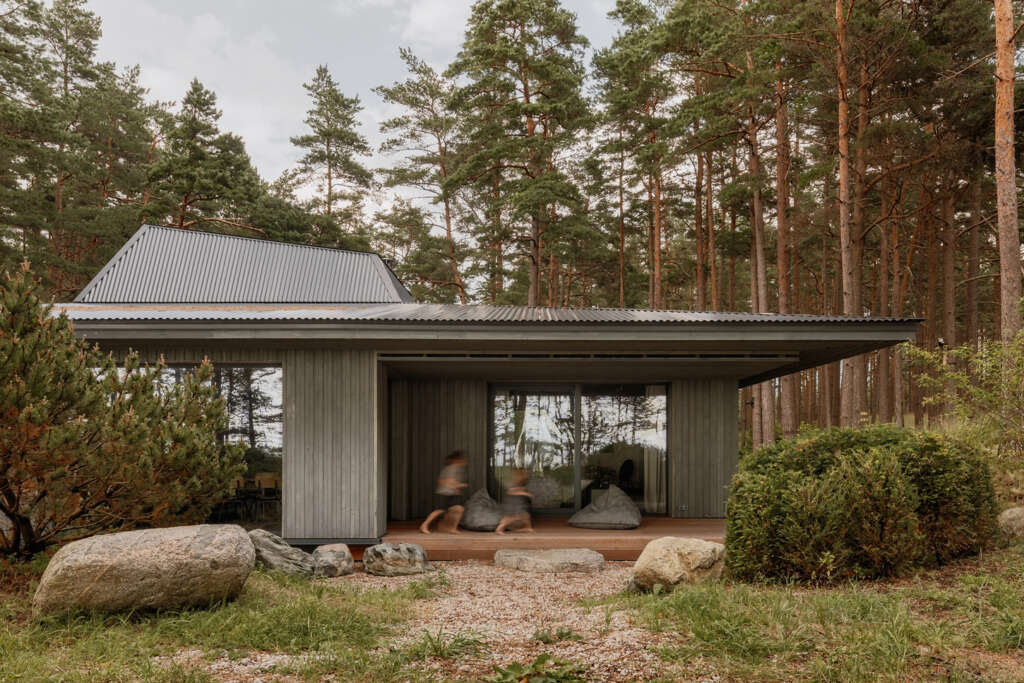 OAD complete stunning getaway home designed around ancient chimney system