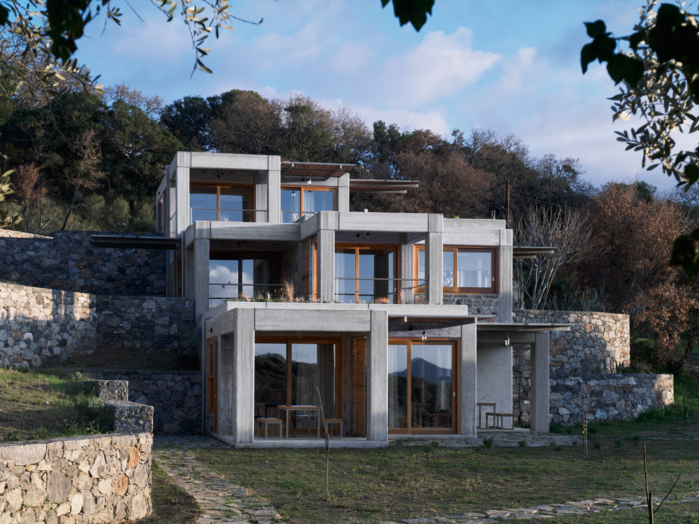 Sigurd Larsen Design &amp; Architecture complete terracing holiday home in Crete