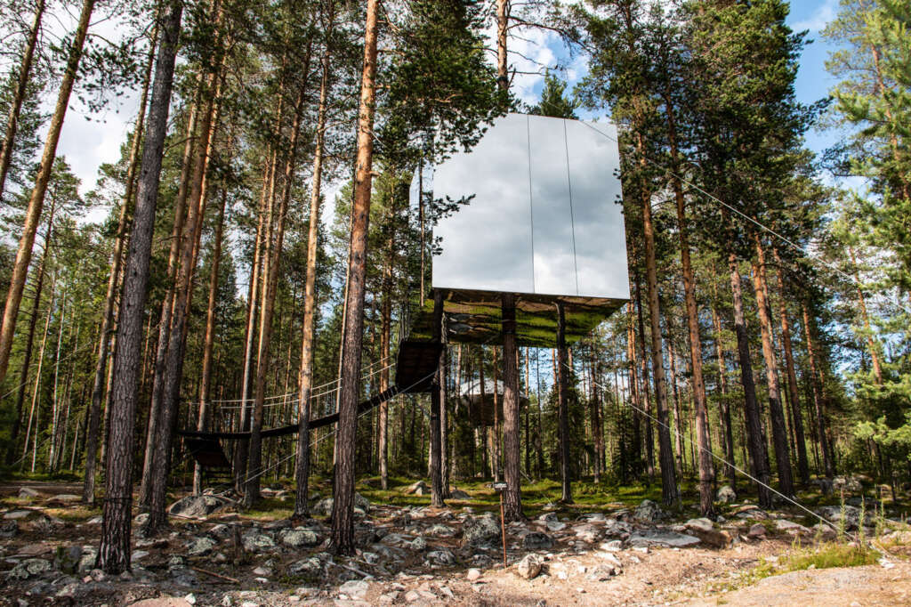 Unique Stays: Unveiling the World's Most Extraordinary Accommodations