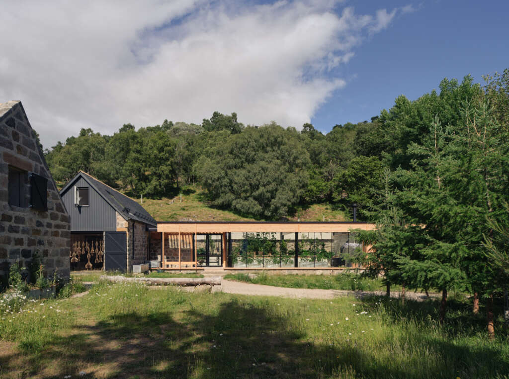 Moxon Architects transforms farmstead in highland Aberdeenshire to create modern guesthouse, glasshouse and artist’s studio