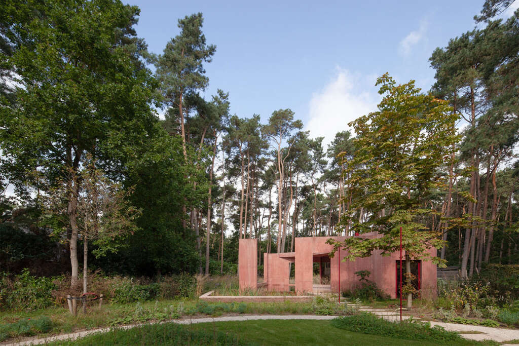 NWLND create red concrete garden pavilion in Belgium