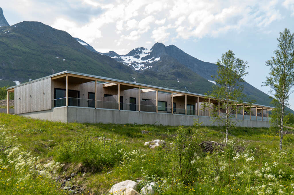 Tanken Arkitektur AS design therapeutic living community that harnesses the beauty of the Norwegian landscape