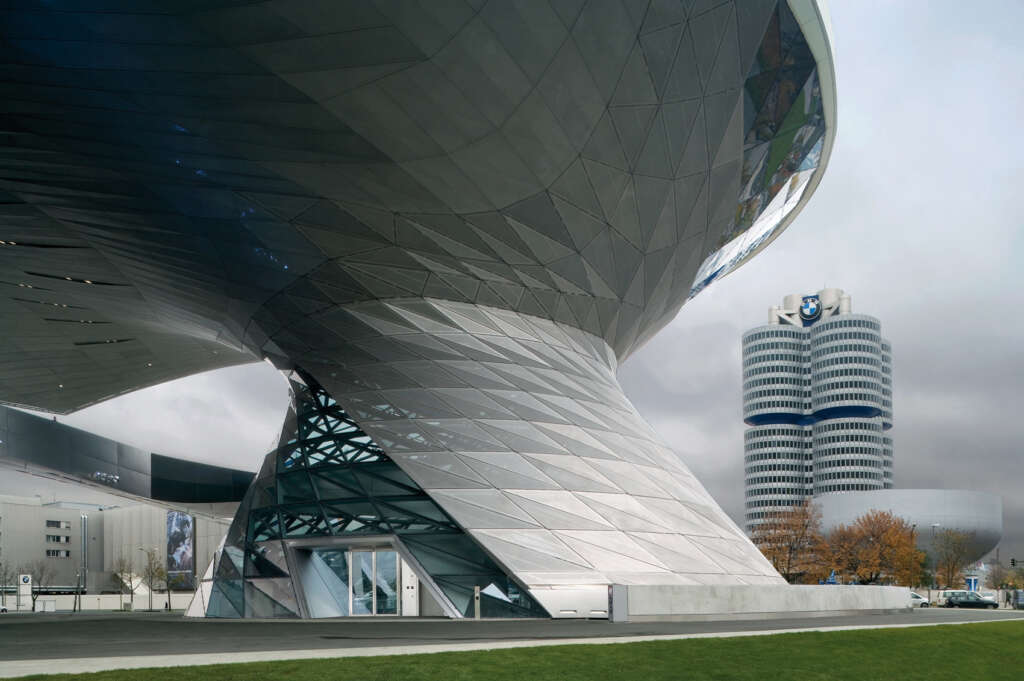BMW Welt features a sculptural roof and a double cone figure