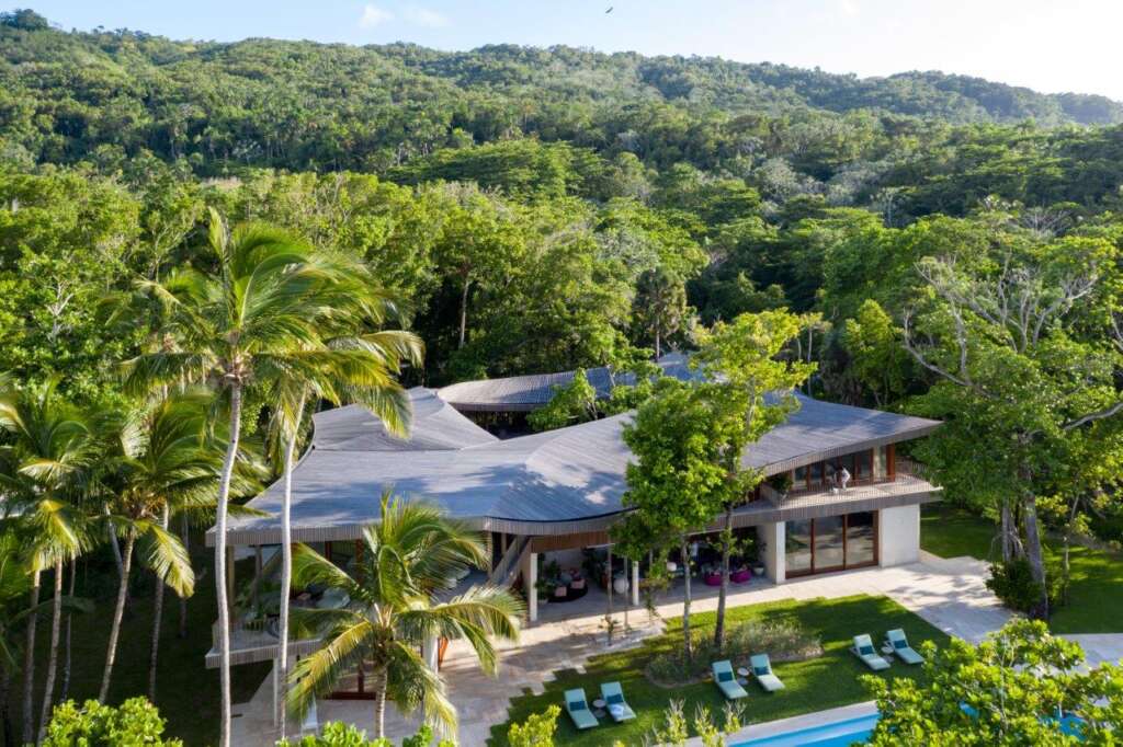 Young Projects designs Casa Las Olas on the Dominican Republic coast