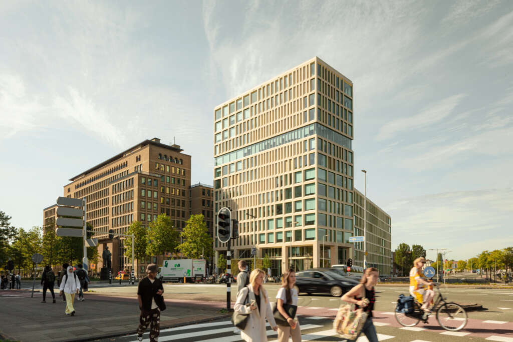 Amsterdam UAS opens its doors to its future-proof and most sustainable teaching facility