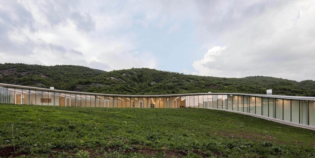 Smart Center Coaf Weaves Through Armenian Landscape