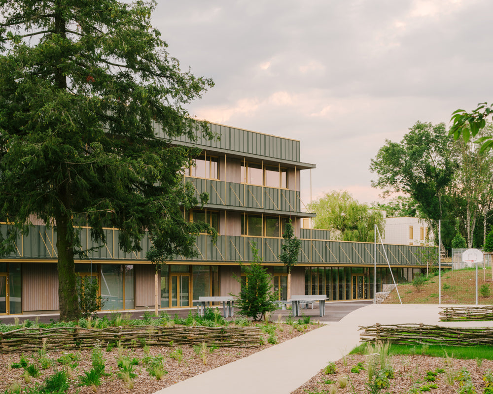 Tectoniques complete restructuring of Maryse Bastié Middle School in Dole, France