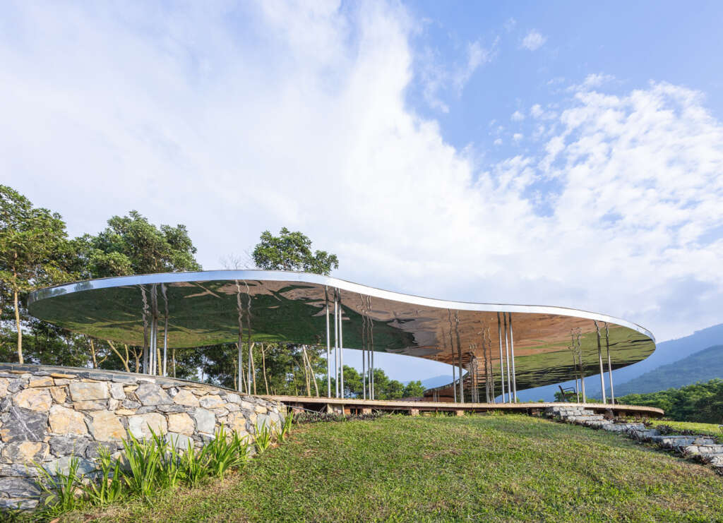 IDEE architects design serene forest pavilion overlooking the Ba Vi mountain range in Vietnam