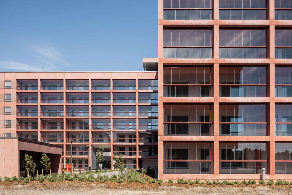 Playa Architects design low-cost, state subsidized rental housing with rugged concrete façade