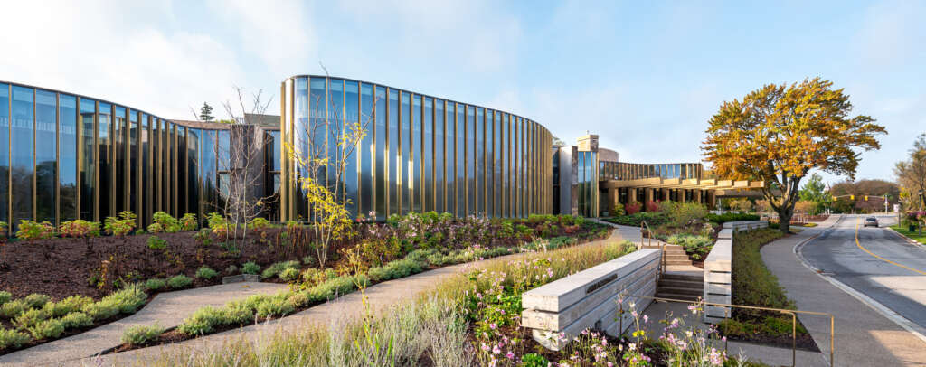 Hariri Pontarini Architects design elegant riverside theater for world renowned Stratford Festival