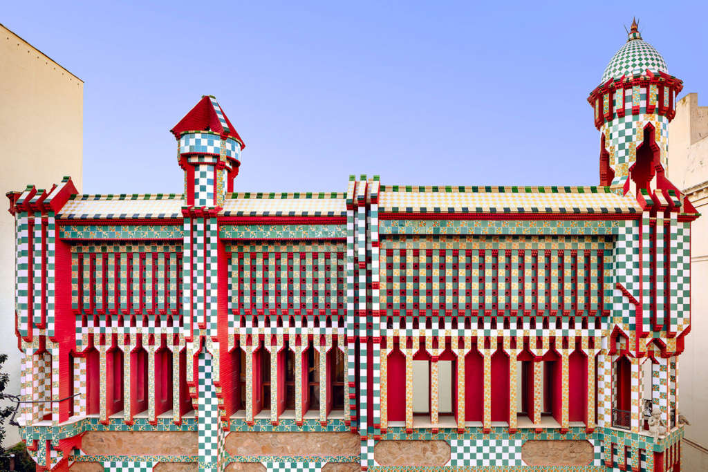 David Cardelús photographs Antoni Gaudí's Casa Vicens in colour