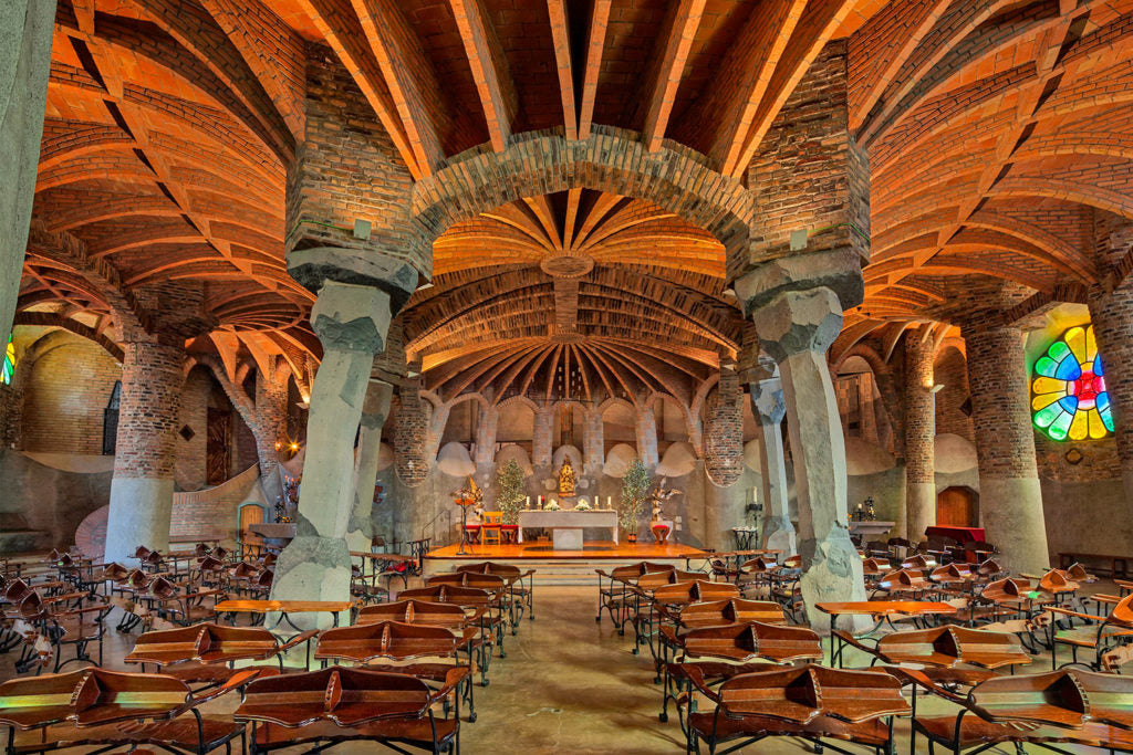 Photographing Heritage Part IV: Gaudi Crypt