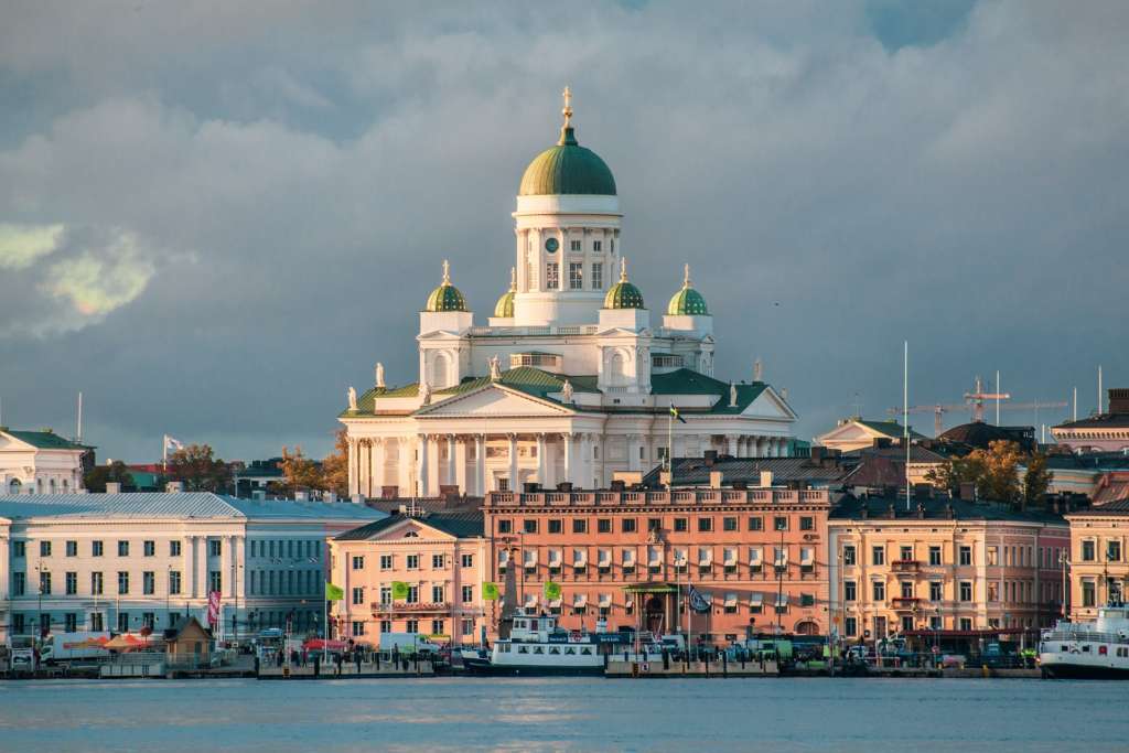 The MUST-SEE Architecture in Helsinki
