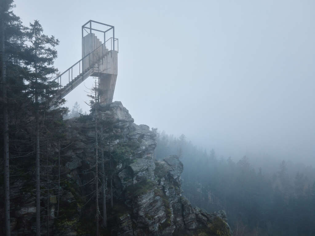 Mjölk architekti design four mountain lookouts inspired by this Czech Republic town’s coat of arms