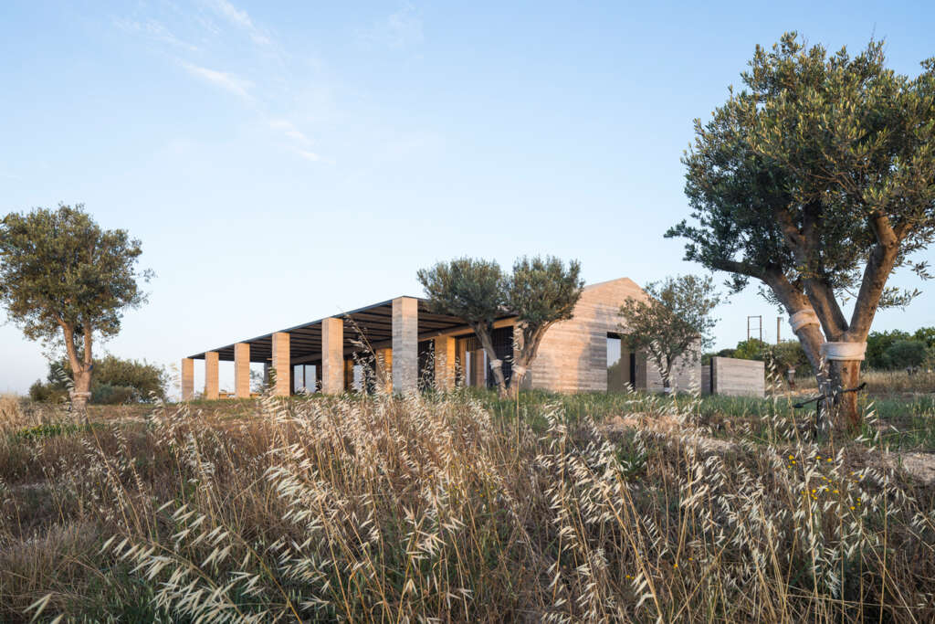 Gaëtan Le Penhuel design concrete retreat that blends into the hills of Sicily