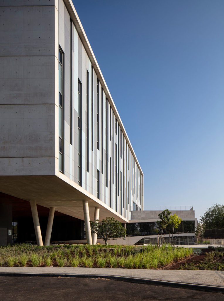 The Steinhardt Museum of Natural History by Kimmel Eshkolot Architects