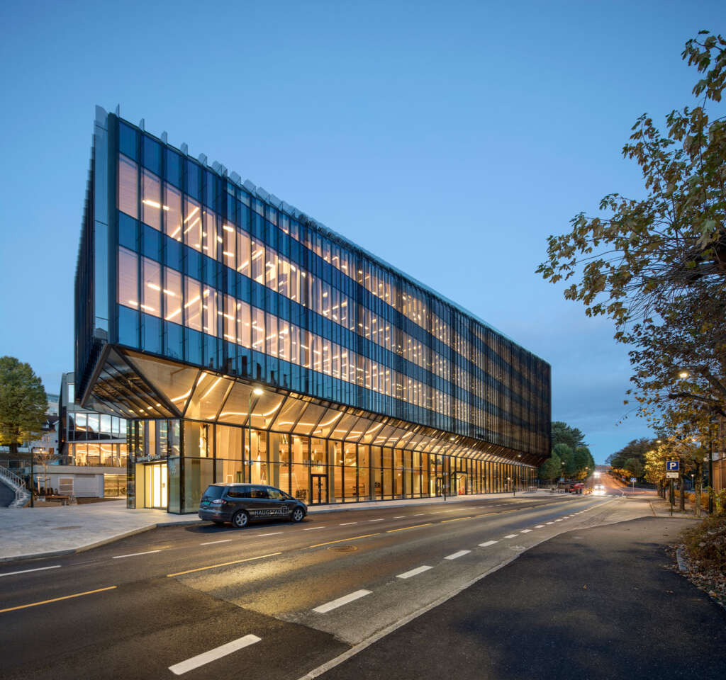 Norwegian studios Helen & Hard, SAAHA design timber financial park in ...